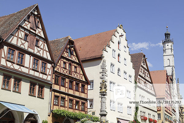 Typische Gebäude in der Herrngasse  Rothenburg ob der Tauber  Franken  Bayern  Deutschland  Europa