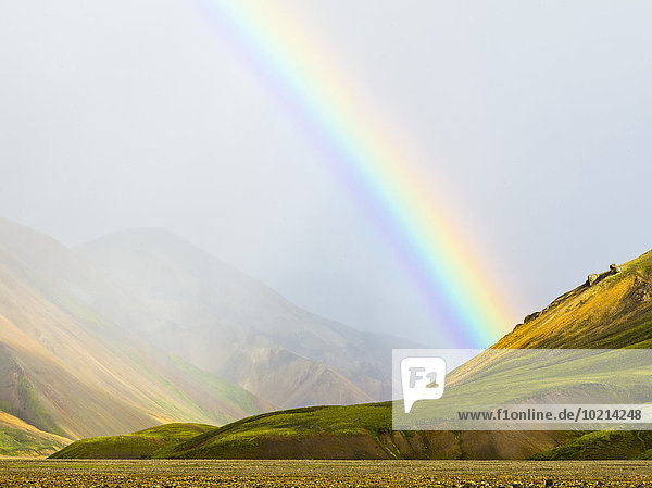 Ländliches Motiv ländliche Motive Feld über Hügel Island Landmannalaugar Regenbogen