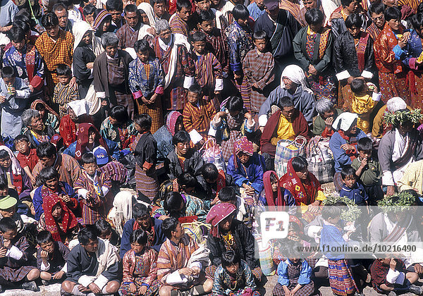 Fest festlich über Ansicht Festival Bhutan Menschenmenge Paro