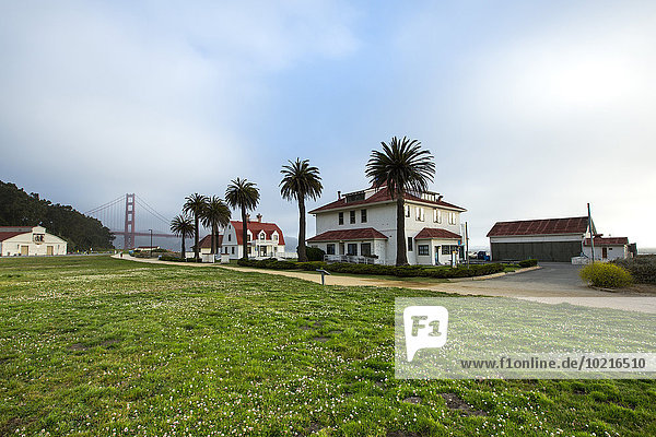 nahe Vereinigte Staaten von Amerika USA Gebäude Feld Gras Kalifornien Golden Gate Bridge San Francisco