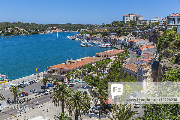 Spanien  Balearen  Menorca  Mao  Blick auf den Naturhafen