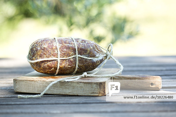 Italien  Toskana  Briciolona auf Holzplatte