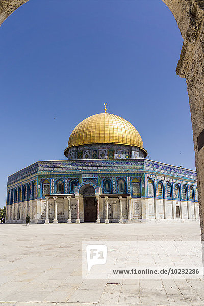 Israel  Jerusalem  view to Dome of the Rock at temple mount