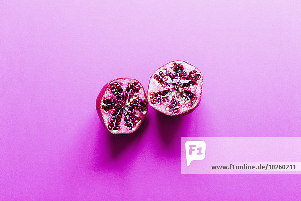 hoch,oben,schneiden,Hintergrund,pink,Ansicht,Flachwinkelansicht,Granatapfel,Winkel,Hälfte