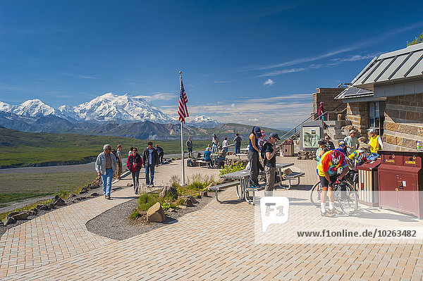 Landschaftlich schön landschaftlich reizvoll Fröhlichkeit Tag Sommer Tourist Hintergrund Sonnenlicht Mount McKinley