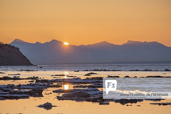 Wasser Winter Tischset Eis Hintergrund Spiegelung Koch zeigen Point Woronzof Park Anchorage Meeresarm Sonne
