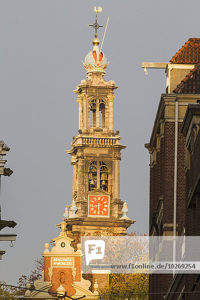 Amsterdam Hauptstadt überqueren verziert Uhr Kirche Niederlande Glocke Kreuz