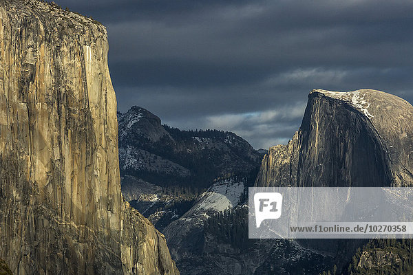 Kuppel Nationalpark Winter Amerika Beleuchtung Licht spät Verbindung Nachmittag Yosemite Nationalpark Kalifornien Kuppelgewölbe Hälfte