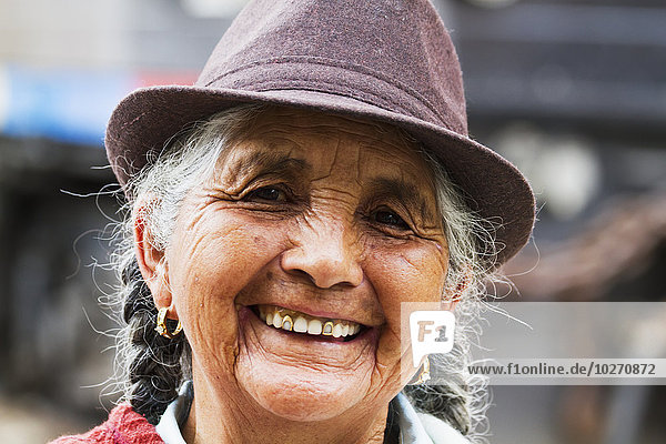 Ältere Frau  Alausi  Chimborazo  Ecuador