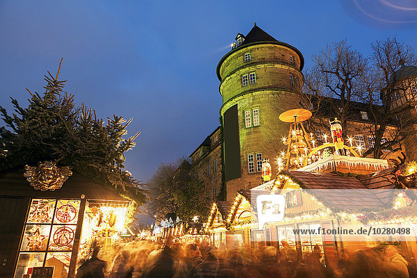 Altes Schloss zur Weihnachtszeit