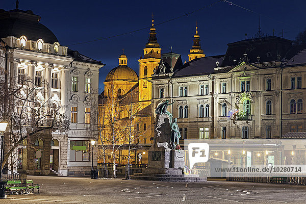 Kathedrale St. Nikolaus vom Preseren-Platz aus