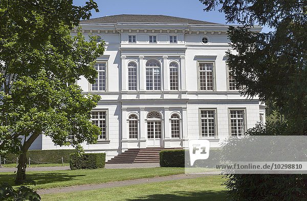 Palais Schaumburg  ehemaliger Sitz des Bundeskanzlers  Bonn  Nordrhein-Westfalen  Deutschland  Europa