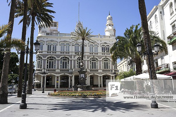Plaza de Cairasco mit Cabinete Literario  Las Palmas  Gran Canaria  Kanarische Inseln  Spanien  Europa