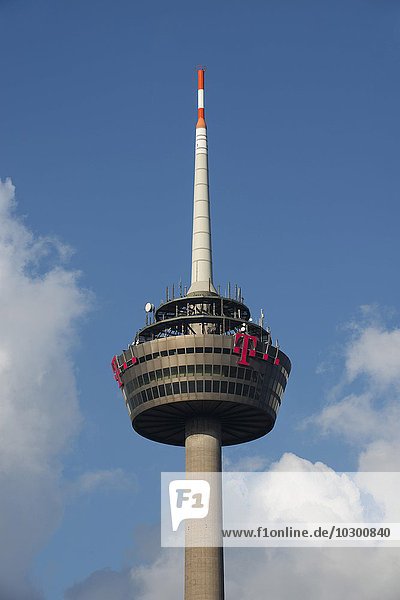 Colonius Fernsehturm mit Telekom Logo  Köln  Nordrhein-Westfalen  Deutschland  Europa