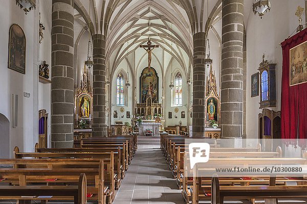 Kirche St. Johannes  Innenaufnahme  Vigo di Fassa  Trentino  Südtirol  Alto Adige  Italien  Europa