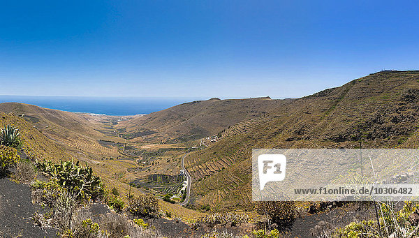Spanien  Kanarische Inseln  Lanzarote  Maguez  Blick auf die Berge bei Haria