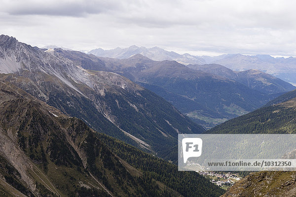 Italien  Südtirol  Sulden  Blick auf die Ortler Alpen
