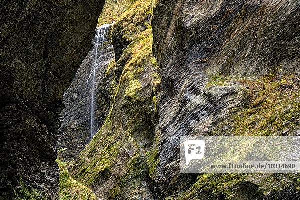 Schweiz  Graubünden  Hinterrhein  Viamala-Schlucht  Wasserfall