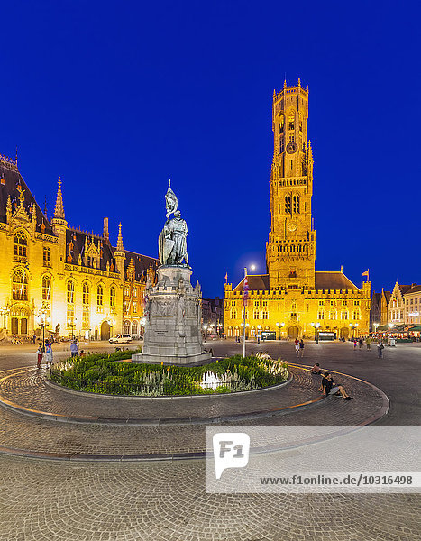 Belgium  Flanders  Bruges  Grote Markt  Provinciaal Hof  Jan-Breydel-Monument and Belfry in the evening