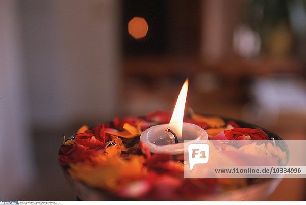 Wohlfühlhotel  Wellness-Pavillon  Duftkerze  Welleness