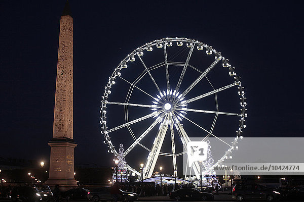 Riesenrad am Place de la Concorde.