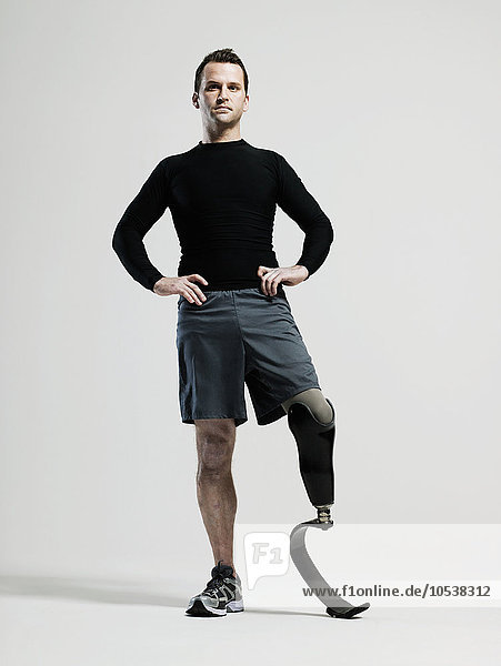 Sportler mit Beinprothese