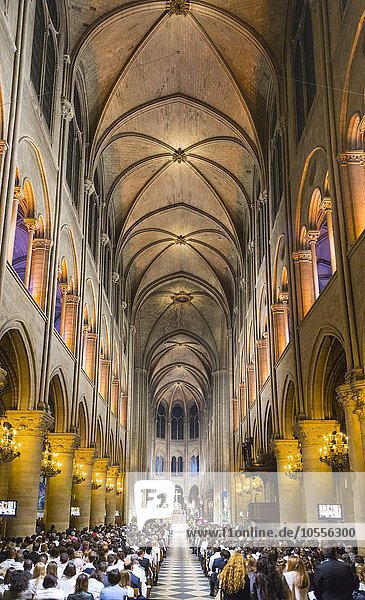 Kathedrale Notre Dame  Innenansicht  Westfassade  Île de la Cité  Paris  Region Île-de-France  Frankreich  Europa