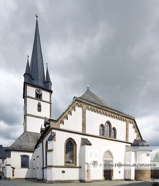 Katholische Stadtpfarrkirche St. Kilian und Georg  Bad Staffelstein  Oberfranken  Bayern  Deutschland  Europa