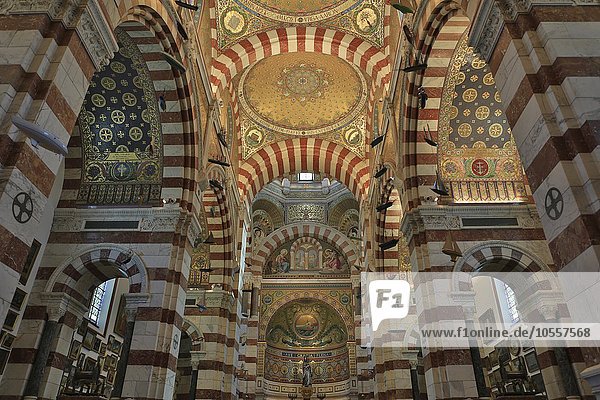 Innenansicht  Basilika  Notre-Dame-De-La-Garde  Marseille  Provence-Alpes-Côte d'Azur  Frankreich  Europa