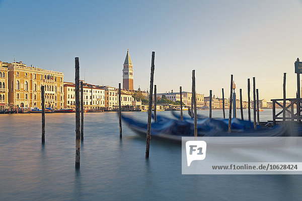Italien  Venedig  Blick auf den Canal Grande von Dorsoduro auf San Marco und den Marco-Turm