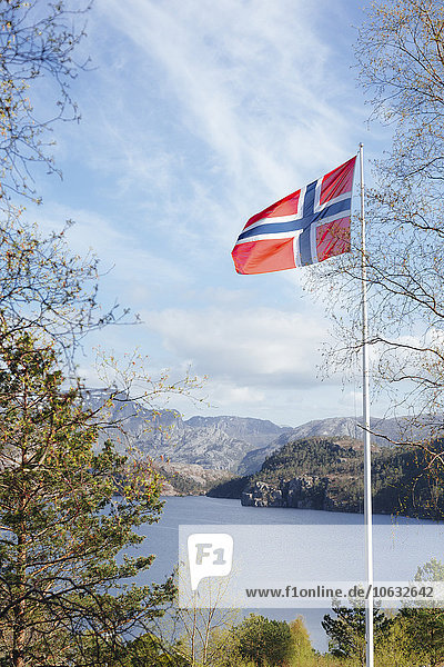 Norwegen  Stavanger  Norwegische Nationalflagge