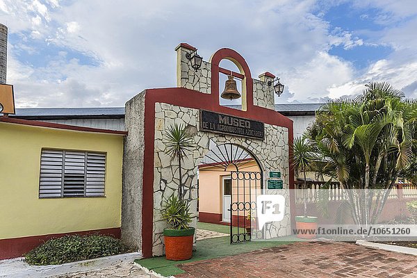 Zuckermuseum Marcelo Salado  Caibarién  stillgelegte Zuckerfabrik  bei Remedios  Kuba  Nordamerika