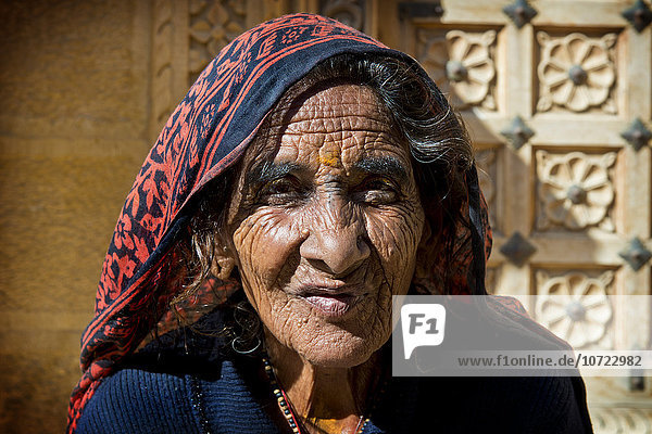 India Rajasthan Jaisalmer woman