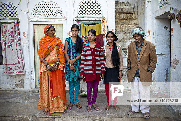 India  Rajasthan  Mandawa  indian family