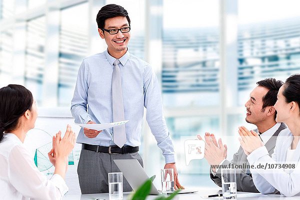 Mensch Büro Menschen Geschäftsbesprechung Besuch Treffen trifft Ar Business