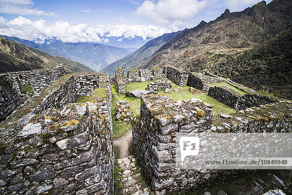 Sayacmarca (Sayaqmarka) Inca ruins  Inca Trail Trek day 3  Cusco Region  Peru  South America