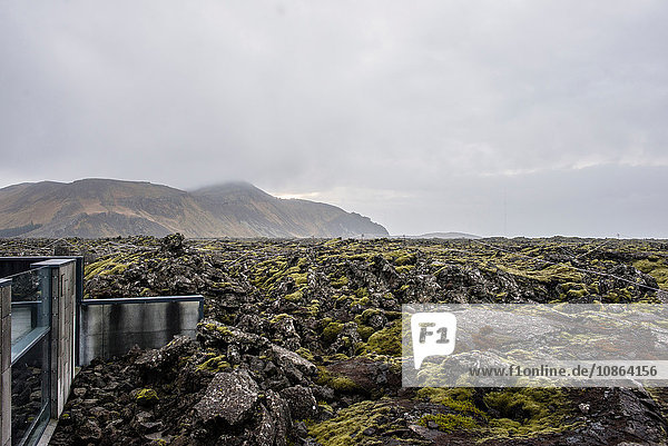 Blick vom Besucherzentrum auf den Berg  Skaftafell-Nationalpark  Island
