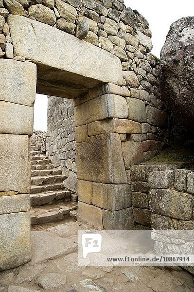 Originaleingang zur Stadt Machu Pichu Peru