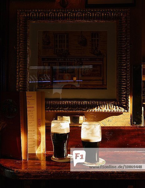 Pints of Guinness The Temple Bar Dublin Irland