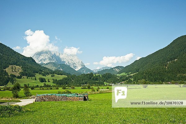 Ländliche Szene  Wilder Kaiser  Tirol  Österreich