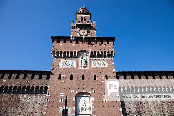 Uhrturm  Castello Sforzesco  Mailand  Italien