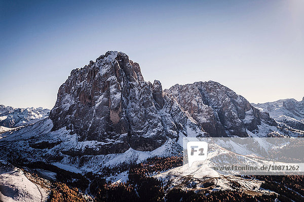 Berglandschaft  Dolomiten  Italien vom Hubschrauber aus aufgenommen