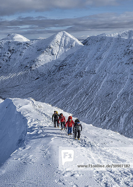 Schottland  Glencoe  Buachaille Etive Beag  Stob Dubh  Bergsteigen im Winter
