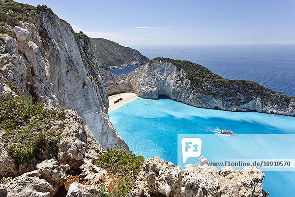 Griechenland  Ionische Inseln  Zakynthos  Navagio oder Shipwreck Beach