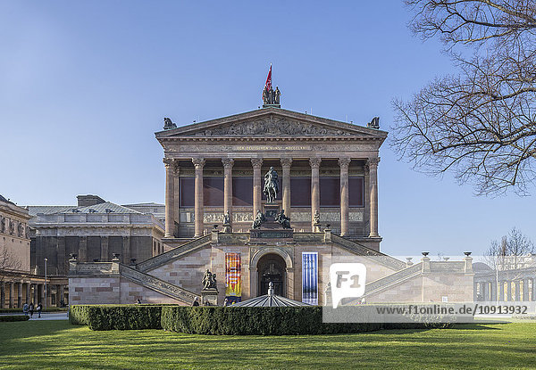 Deutschland,  Berlin,  Blick zur Alten Nationalgalerie