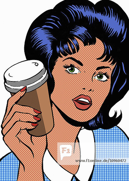 Portrait einer redenden Frau mit Coffee to go-Becher