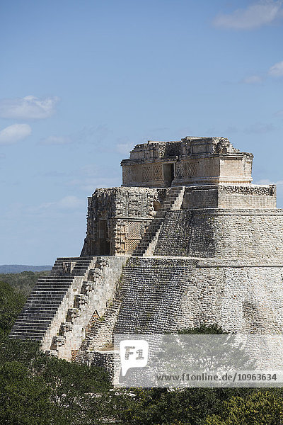 Pyramide des Magiers  archäologische Stätte der Maya von Uxmal; Yucatan  Mexiko'.