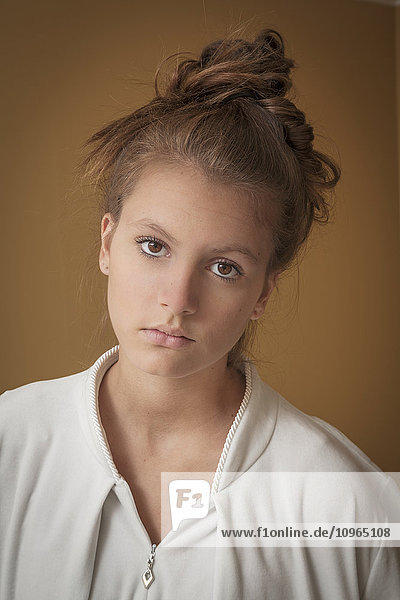 Porträt eines Mädchens im Teenageralter