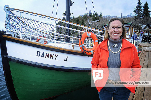 Marian Beck ist die Besitzerin der Danny J Kachemak Bay Ferry und des Restaurants The Saltry in Halibut Cove  Süd-Zentral-Alaska