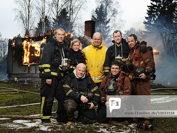 Gruppe von Feuerwehrleuten  Porträt